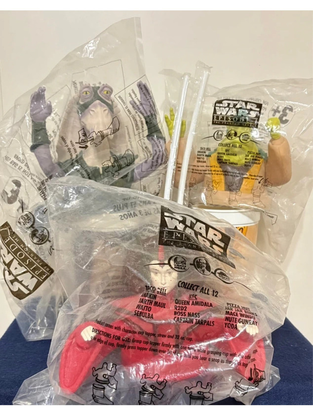 Lot of Star Wars Character Cups/ Toppers and straws 1999